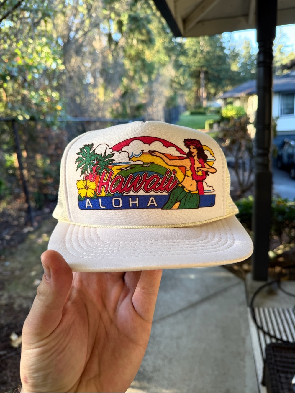 Hawaii Aloha White Retro Trucker Hat vintage